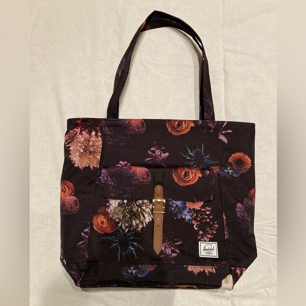 Herschel Retreat Tote (with diaper bag mat/insert).